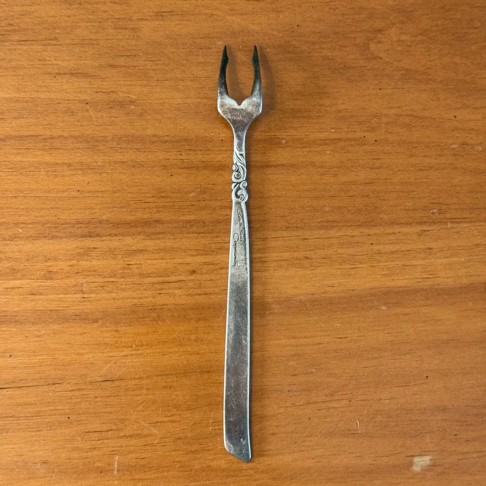Oneida Community South Seas Silverplate Lemon Fork Vintage 1955 Mid Century